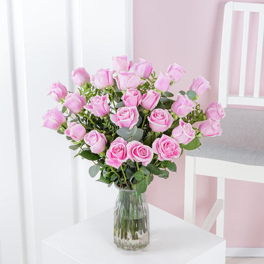 25 Roses Vase Pink