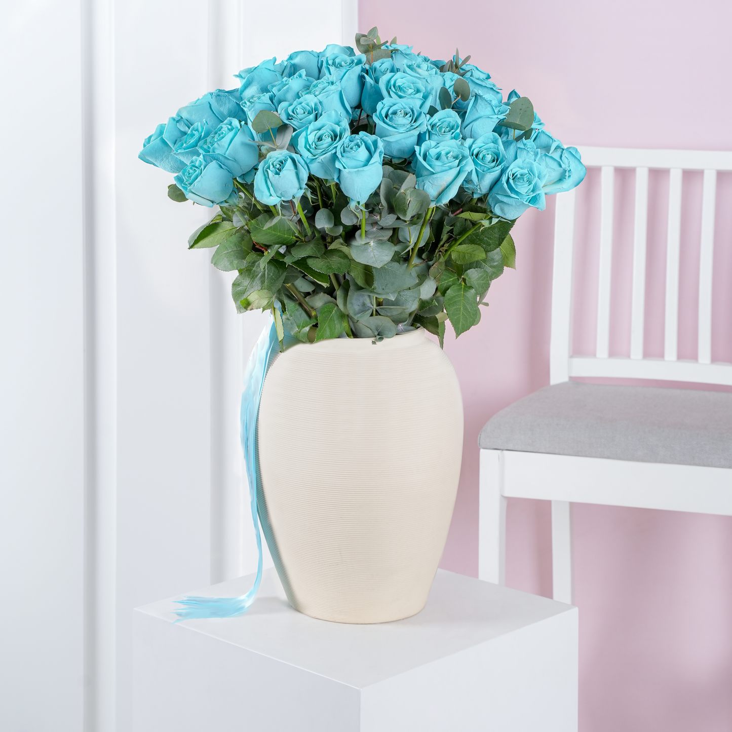 50 Tiffany Blue Roses Vase